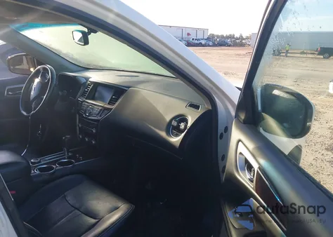 2013 Nissan Pathfinder Platinum from USA, damaged, VIN 5N1AR2MM4DC660884